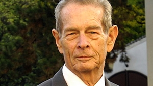 Regele Mihai, faţă în faţă cu judecătorii! Majestatea Sa a fost chemată în instanţă de un presupus fiu nelegitim!