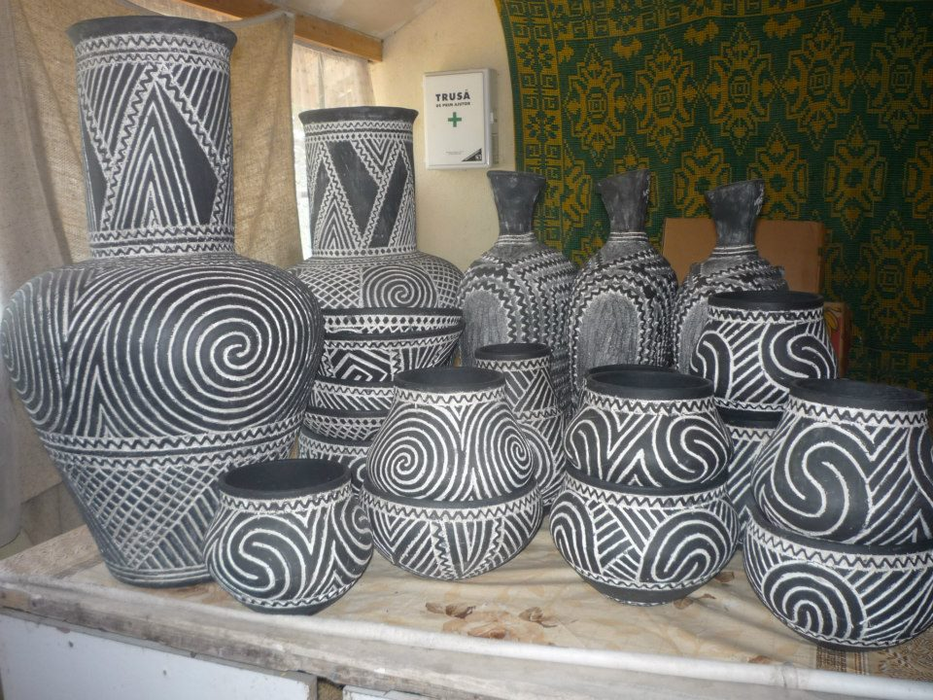 Ceramica de la Vădastra nu are secrete pentru meșterul Ionel Cococi