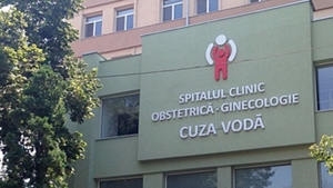 Medicii din Iași, rezervați în privința șanselor de supraviețuire ale băiețelului cu malformații