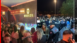 CANCAN.RO vă prezintă imagini exclusive de la petrecerile de 1 Mai de pe litoral. Distracția s-a mutat de la NUBA și LOFT la Breeze!