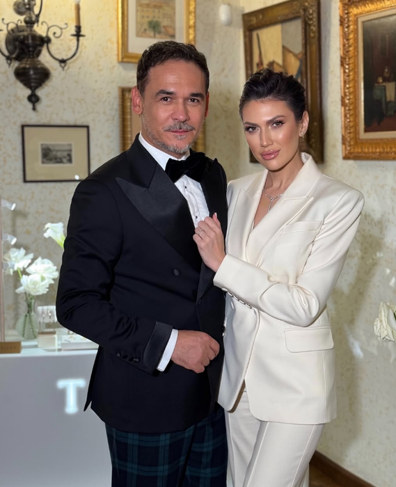 Imagini rare din casa lui Răzvan Simion. Unde locuiește matinalul cu soția Daliana