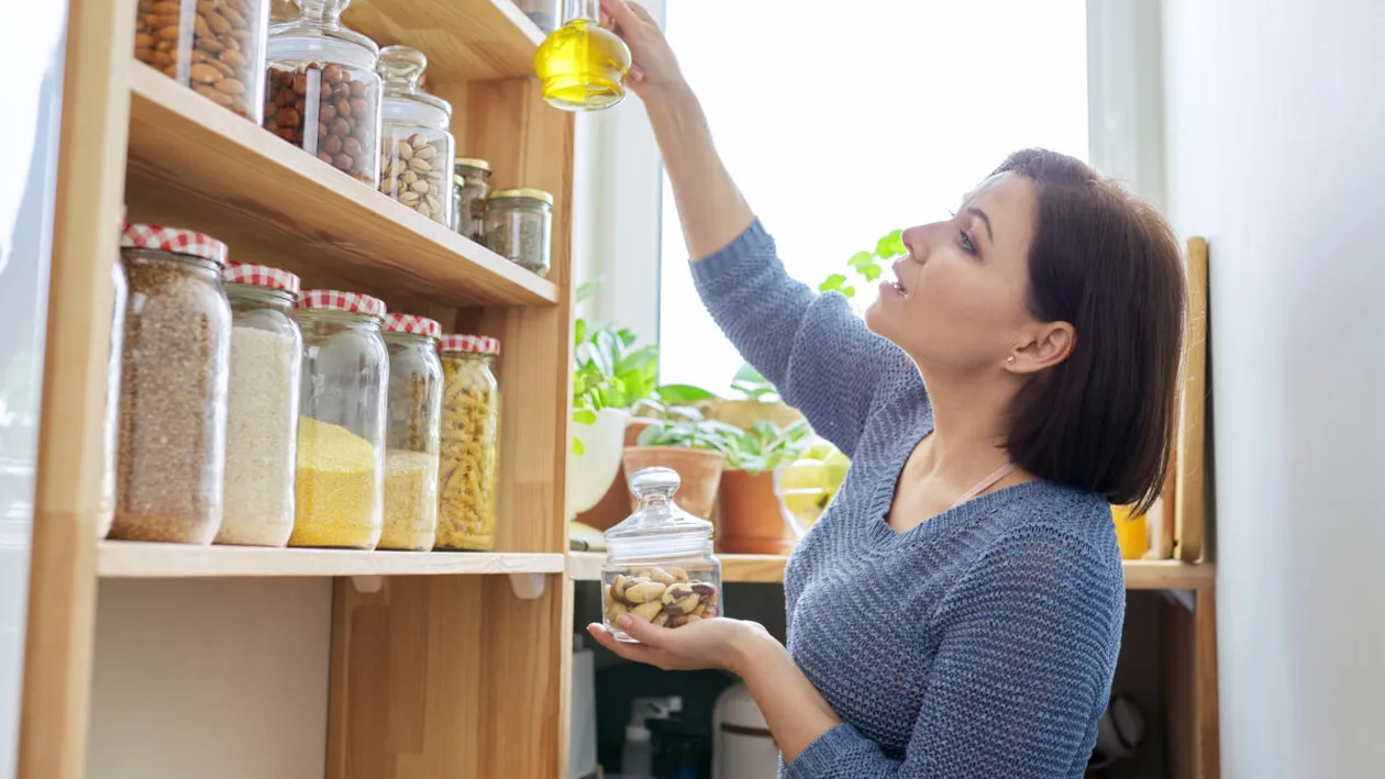 Alimentele pe care ar trebui să le ai mereu în cămară. Nutriționiștii spun că ajută la reducerea inflamației