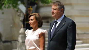 Cum a cunoscut-o Klaus Iohannis pe Carmen și la ce vârstă s-au căsătorit