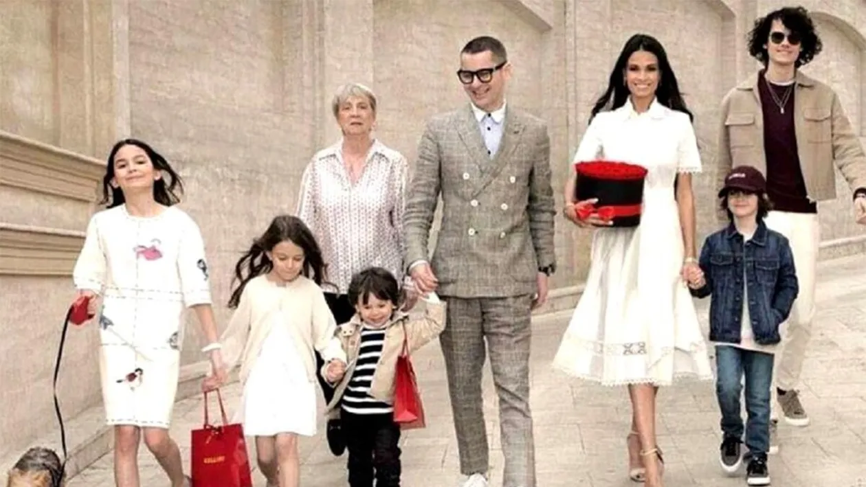 TOP 10 | Vedetele din România cu cei mai mulți copii: Liderul are 12! Cine sunt mămicile eroine și tăticii eroi din showbiz