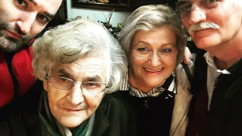 Mama lui Smiley i-a dat vestea cumplită despre tatăl său: „Am știut că s-a întâmplat ceva rău”. Momentul în care soțul Ginei Pistol nu s-a mai putut abține și a izbucnit în plâns