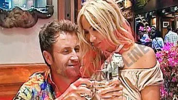 Si-au luat la revedere la Paris