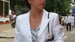 Copos va face leoarca perna cand isi va auzi sotia cum a raspuns la intrebarea "Care este secretul unei casnicii perfecte?"