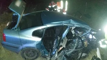 Accident mortal la Suceava. Două persoane şi-au pierdut viaţa