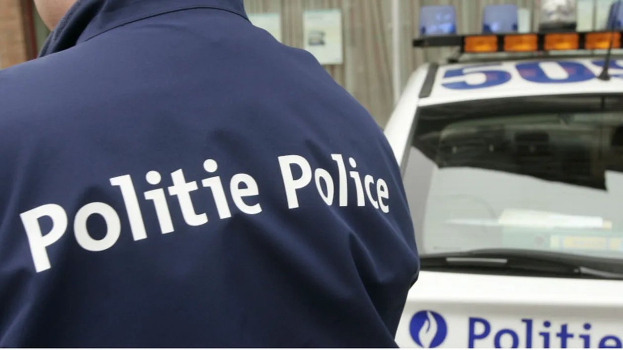 Orgie sexuală desfășurată în fața unui spital. Polițiștii au intervenit imediat 