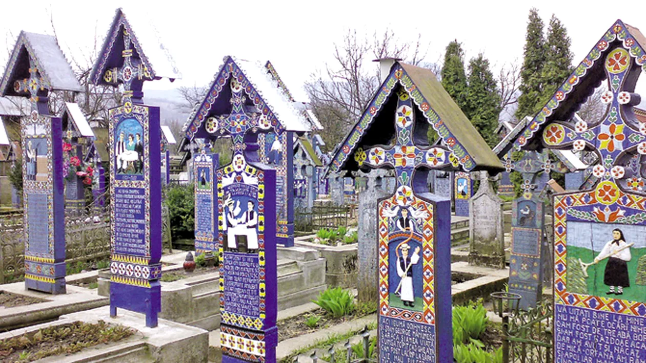 Celebrul cimitir din Sapanta, al doilea monument funerar al lumii, dupa Valea Regilor, a ajuns in instanta! Scandal pe mormintele vesele