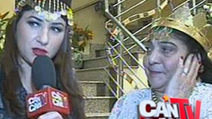 Lux şi opulenţă în casa Mariei Câmpina! Regina magiei albe îşi imparte palatul ticsit de aur cu 43 de nepoţi