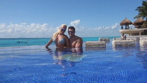 Anda Adam si Victor Slav s-au bronzat in plina iarna in Cancun! Vezi cum s-au distrat in Mexic
