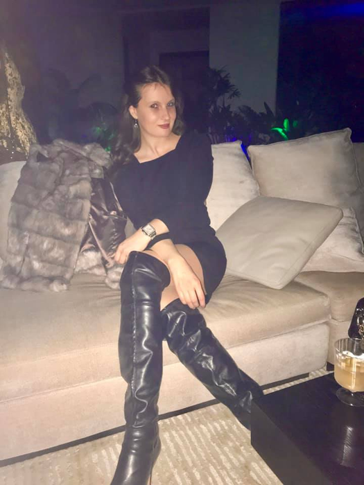 Daniela, nepoata lui Brânzoi din Las Fierbinți, este un apreciat model în Los Angeles