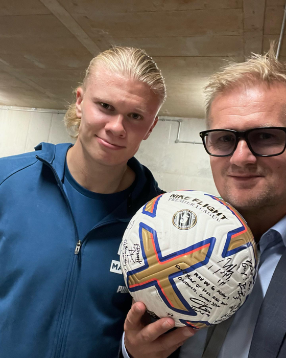 Erling Haaland și tatăl său. Sursa foto: Instagram
