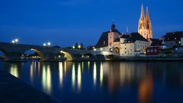 Cristi Minculescu s-a mutat intr-un oras de poveste! Vezi imagini superbe din Regensburg, dupa ce a fost impodobit pentru Craciun