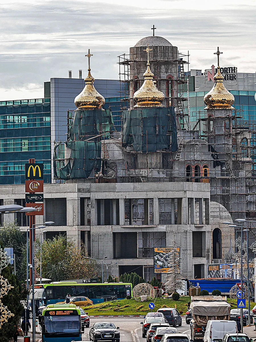 Catedrala lui Gigi Becali ar urma să fie gata anul viitor
