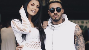ALEX VELEA s-a pozat în pat cu ANTONIA! Aşa arată momentul intim care a strâns 20 de mii de Like-uri.  „Ce te...“