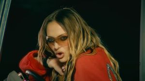 Delia, apariţie şocantă pe internet! Fanii nu au recunoscut-o: "Du-te, că ne-am plictisit de tine"