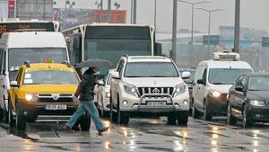 Trafic restricționat timp de 4 nopți în București. Liniile de transport public au fost modificate