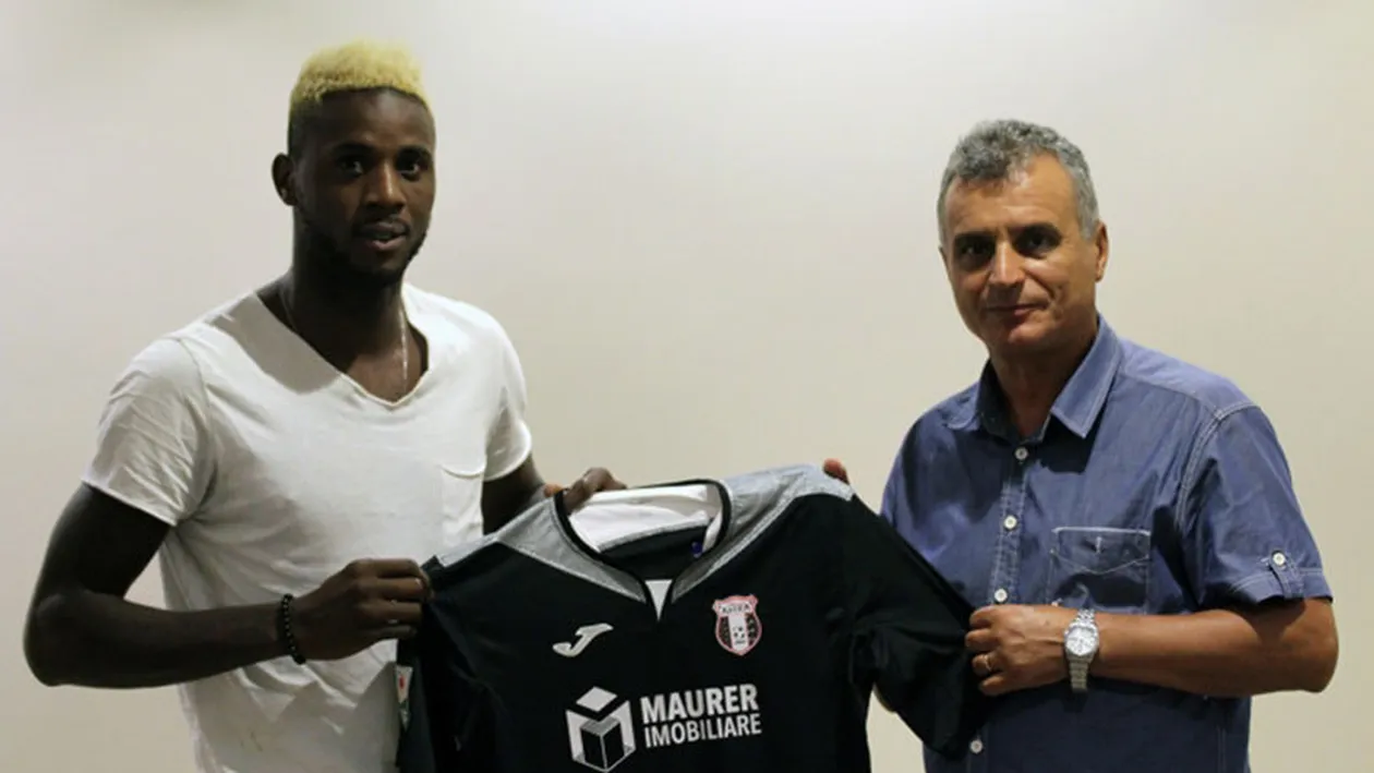 Un jucător din Liga I, suspectat că le-a furat banii colegilor