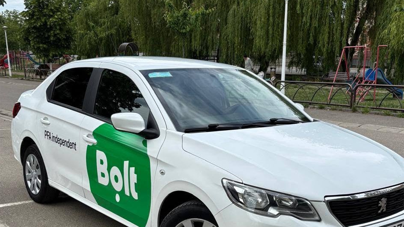 Un bucureștean s-a apucat de Bolt în luna februarie. Câți bani a făcut în 4 luni de ridesharing