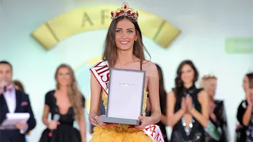 Miss Romania 2012 vine din Constanta si are 17 ani! Maria Iacob a excelat la toate probele serii