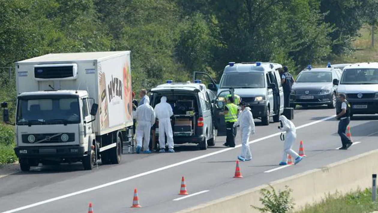 71 de imigranti au fost gasiti morti intr-un camion frigorific abandonat in Austria. 12 romani au fost retinuti in acest caz