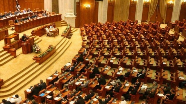 Sumele uriase pe care le vor primi parlamentarii pentru cazare si transport. 5.000 de lei lunar, deconturile alesilor!