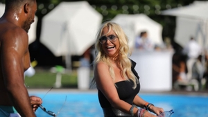 Vica Blochina se dezbracă pentru fani în timpul pandemiei. Imaginile care au devenit virale