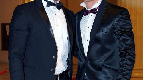 Bogdan Vladau, emotionat cand a primit invitatia la nunta a celui mai bun prieten al sau, Victor Slav. Vezi aici reactia acestuia!