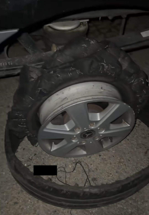 Vlad Drăgulin, incident neașteptat la Sibiu! Cauciucul mașinii a explodat