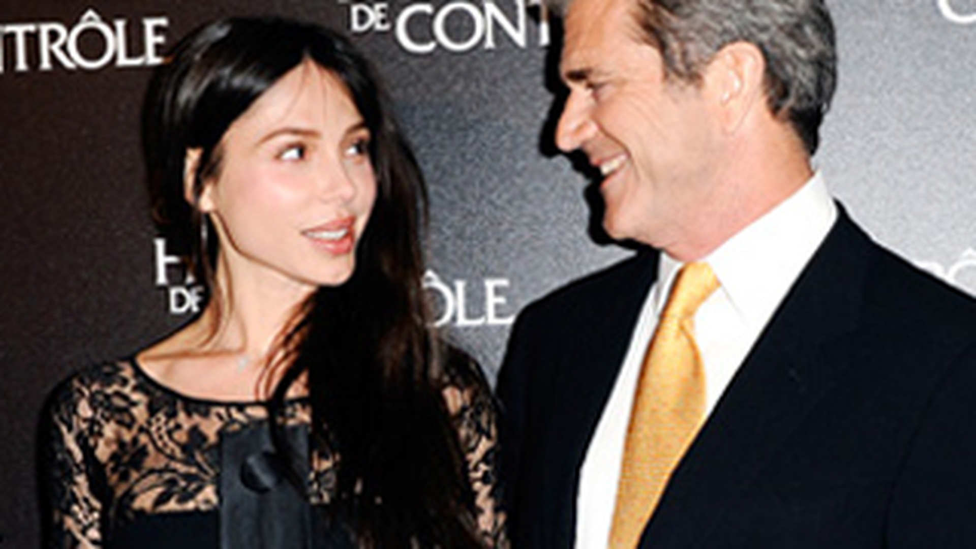 Cum sa faci bani dupa ce ai fost cu o vedeta! Mel Gibson ii da fostei 750.000 de dolari!