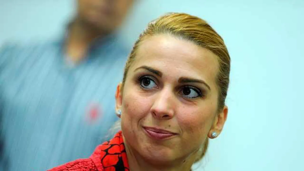 ALINA DUMITRU şi CORINA CĂPRIORU şi-au depus candidaturile la Federaţia Română de Judo: „Sunt încântată că domnul Guşă...“