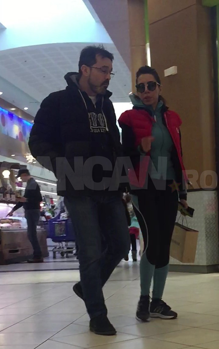 Laura Chiriac s-a deghizat cu ajutorul ochelarilor de soare ca să nu fie recunoscută în mall