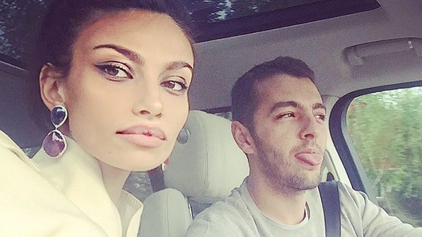 Mădălina Ghenea, imagine emoţionantă de lângă fiica şi iubitul ei: ”Primul Paşte în trei!”