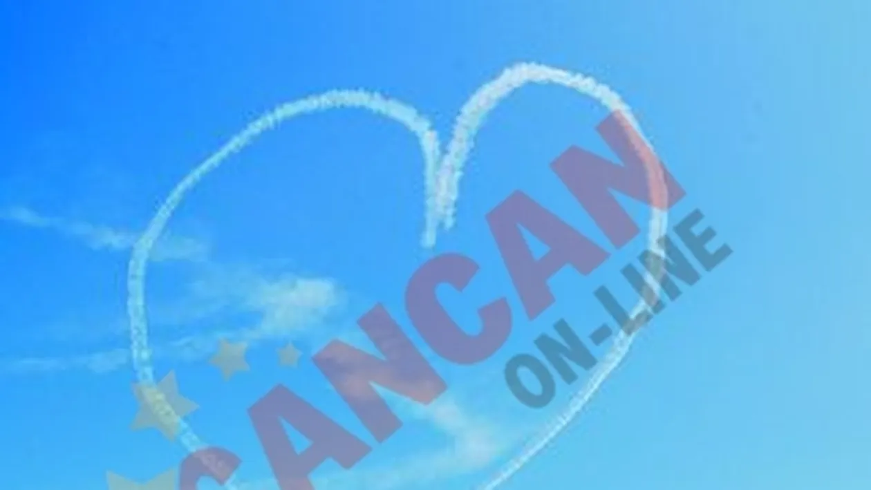 Au desenat inimi pe cer