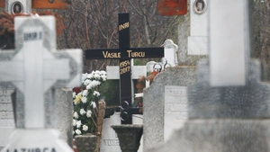 Au trecut 3 zile şi... Ce se întâmplă acum la mormântul lui Vasile Turcu!