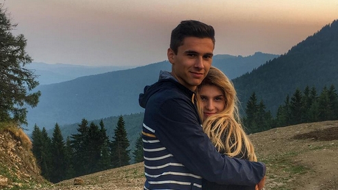 DORIN ROTARIU are o nouă iubită! Fotbalistul se iubeşte cu ARIANA, o blondă focoasă
