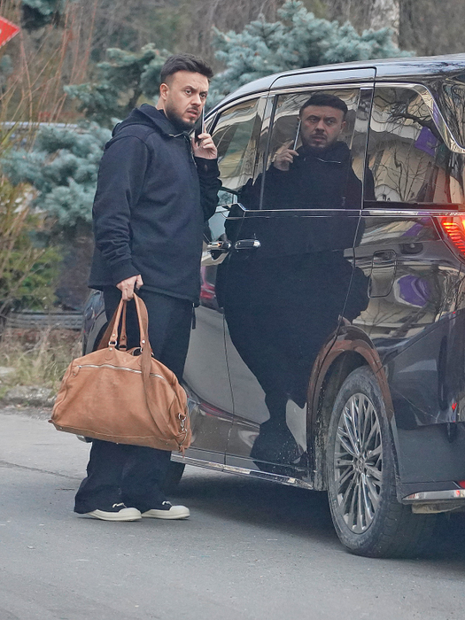 Gabi Bădălău "și-a tras" Lexus nou