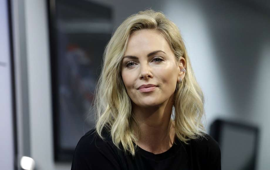 Actrița Charlize Theron a suferit trei intervenții chirurgicale: ”Viața mea este puțin…”