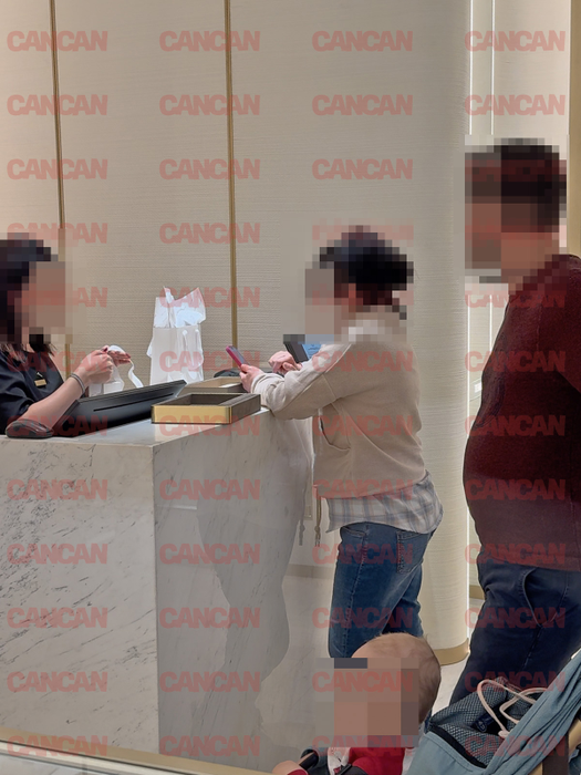 Câștigătorul Loto 6/49 îi cumpără diamante soției