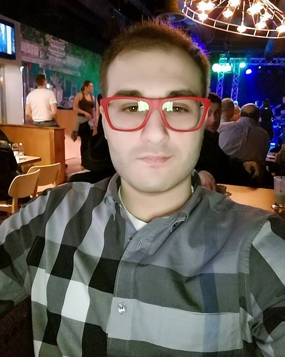 Roni, „şmecheraşul“ cu Porsche pe care poliţiştii l-au oprit cu focuri de armă