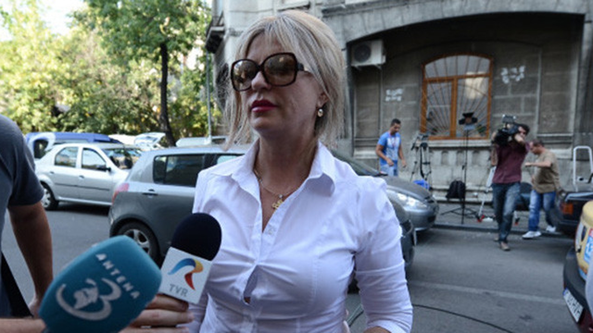 Imagini exclusive! Vezi ce proprietati are in Targoviste judecatoarea acuzata ca a luat spaga 1.000.000 euro
