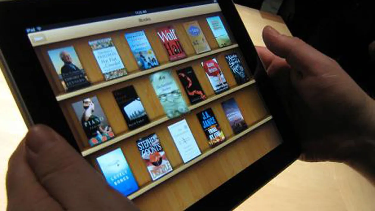 VIDEO Unei batrane de 99 ani medicul i-a prescris un...iPad!