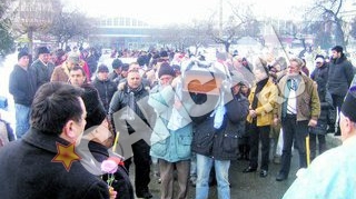 Dupa doua luni de arest la Bacau. Dinu Damaschin, condus la groapa de interlopi