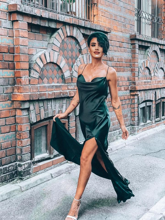 Adelina Pestrițu și-a schimbat mașina. Câți bani costă bolidul negru pe care îl conduce acum