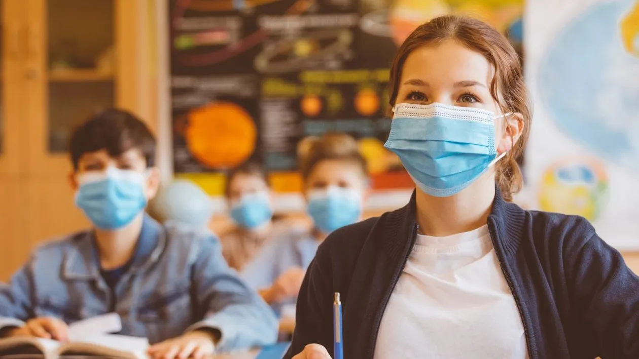 Ce se va întâmpla cu elevii după 5 mai. Cine merge la școală și cine nu