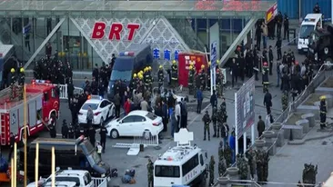 Cel puţin şase morţi şi şapte răniţi în centrul Chinei, după ce un bărbat intră cu maşina în mulţime, înainte să fie ucis prin împuşcare de către poliţie