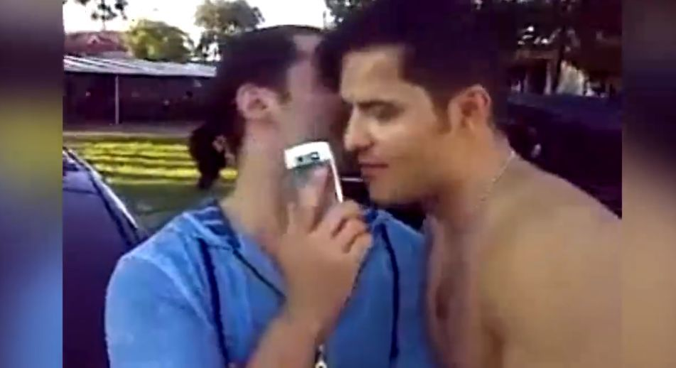 Râzi cu lacrimi! Înregistrare cu Liviu Vârciu…vesel şi julit: „M-a împins nenorocitul! Să îmi dai tricoul, *******!” Pepe îi dă raportul Oanei Zăvoranu la telefon: „Eu sunt treaz!”