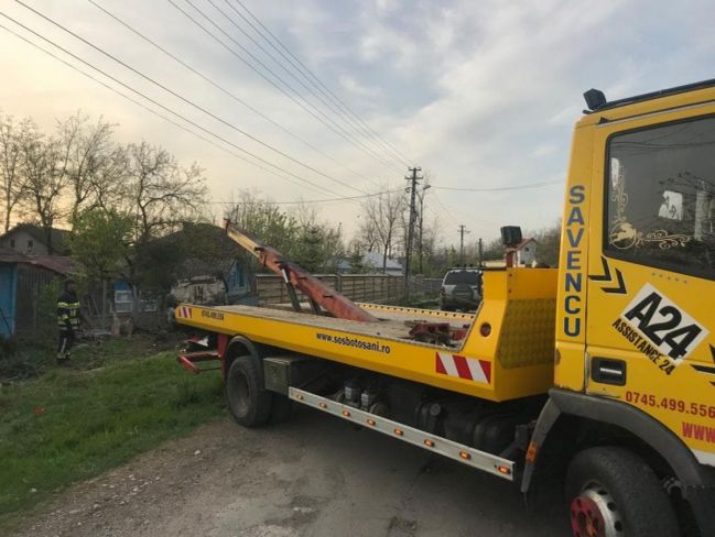 Doi morți și doi răniți grav în urma unui accident produs în Botoșani, în Noaptea de Înviere